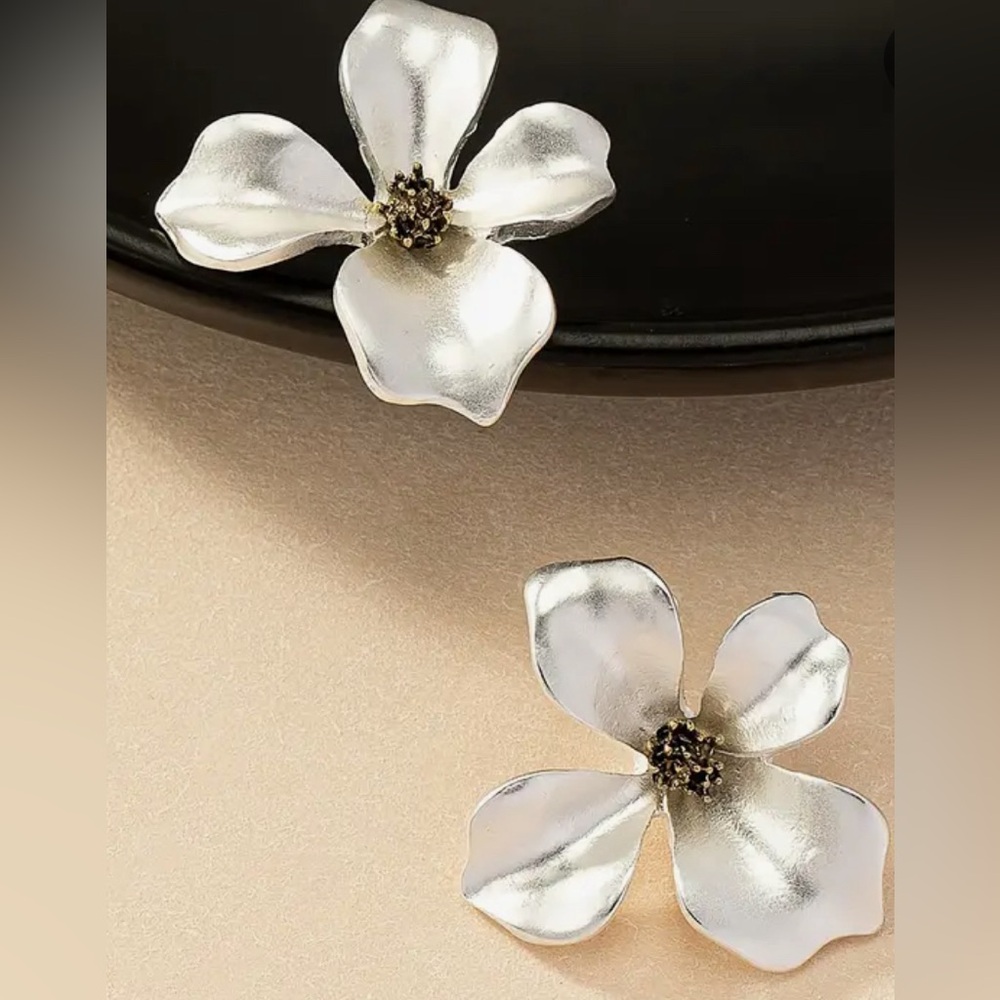 14k gold plated Flower earrings